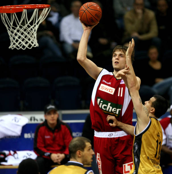 还有他冷静 还有他冷静