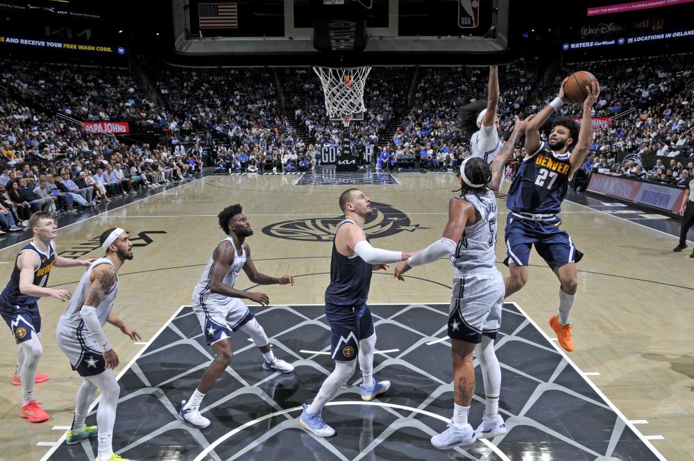 家庭和骑马 家庭和骑马