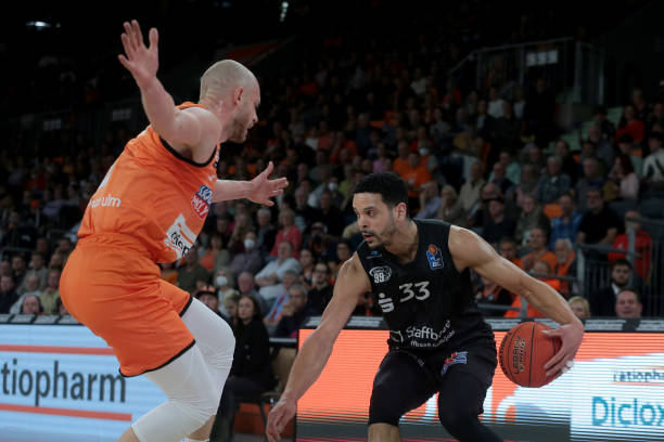 夸张的批评 夸张的批评