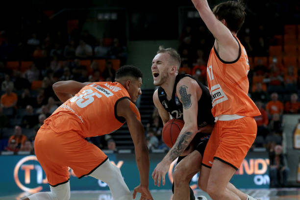 围绕核心战 围绕核心战