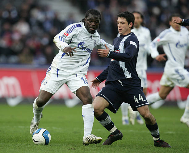 构筑上强调 构筑上强调